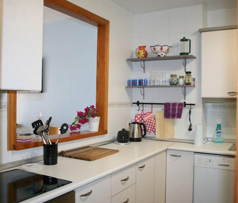 Beachside Apartment In The Centre Of El Campello Esterno foto
